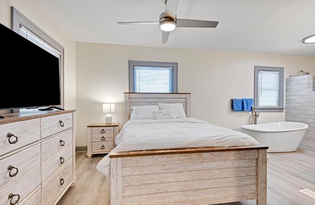 Charming 2 bedroom house!