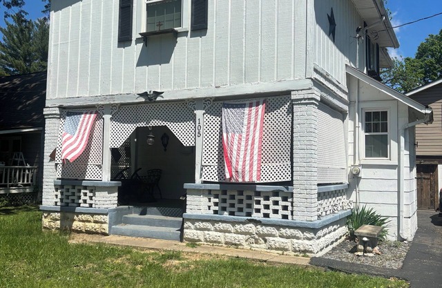 Charming 2-bedroom house in Morrow with WiFi