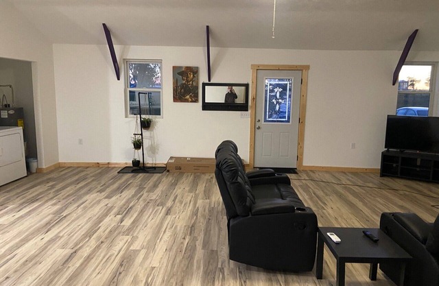 Charming 2-bedroom house in Newell with AC