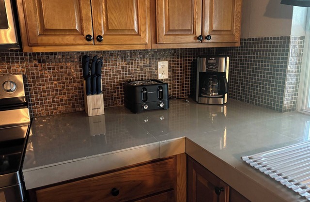 Charming 3-bedroom house with WiFi and AC in brilliant New Port Richey