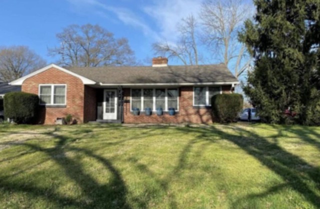 Charming 3-bedroom house near downtown