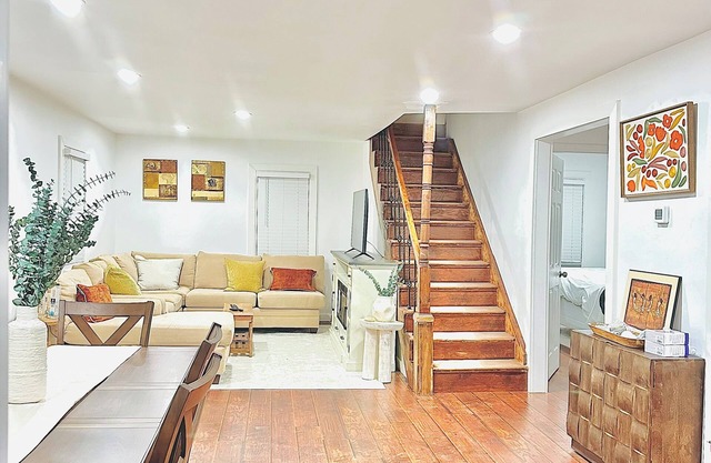 Charming 3-bedroom house in delightful Alexandria