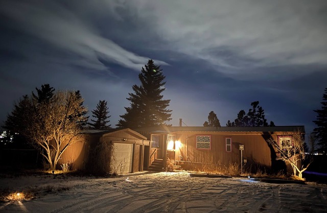 Charming 3-bedroom house with amazing views a few miles south of lovely Laramie