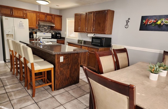 Charming 3-bedroom house with AC and WiFi in amazing Memphis