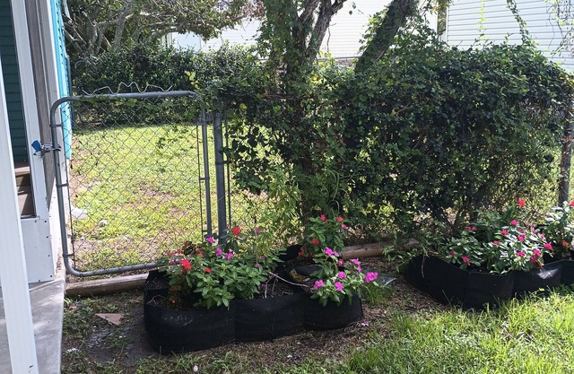 Charming 3-bedroom house with AC, WiFi in fantastic Micco!