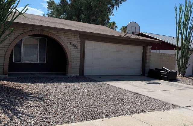 Charming 3-bedroom house with WiFi, AC in marvelous Tucson