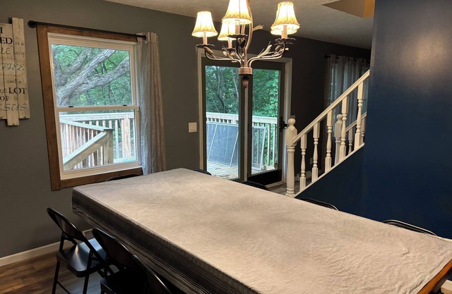 Charming 3-bedroom pet friendly home in Macomb