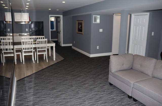 Charming 3-bedroom private basement with WiFi and AC in marvelous Waldorf.