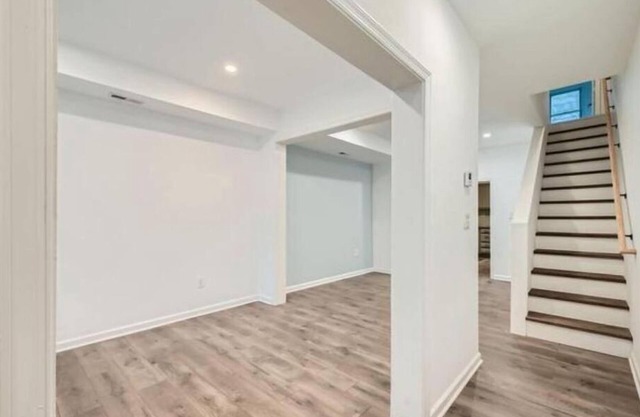 Charming 3-bedroom townhome with AC, WiFi in marvelous Baltimore