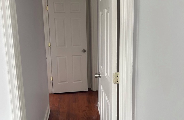 Charming 3-bedroom retreat in a quiet neighborhood close to everything