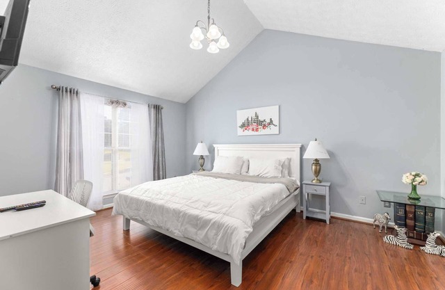 Charming 3B2B Apartment｜Ground Floor Comfort｜Pet-Friendly Retreat Awaits #41922
