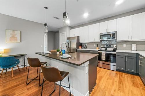Charming 3BD 2BA with Beautiful Pool in Fort Worth