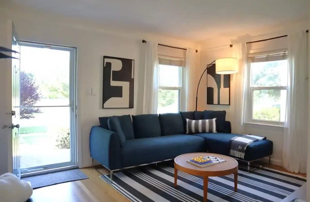 Charming 3br Bungalow - Park Facingnn