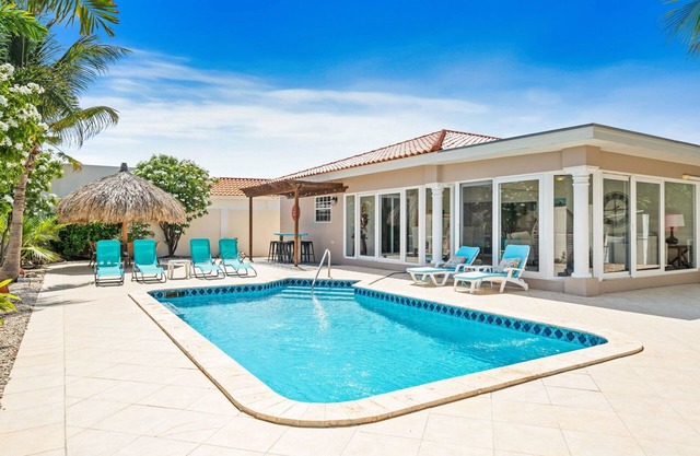 Charming 3BR Oasis with Private Pool