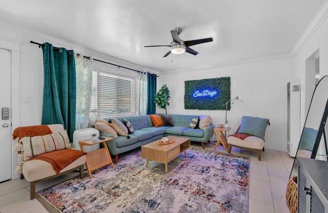Charming 4-Bedroom Retreat, Just 5 Minutes from San Diego’s Beautiful Beach