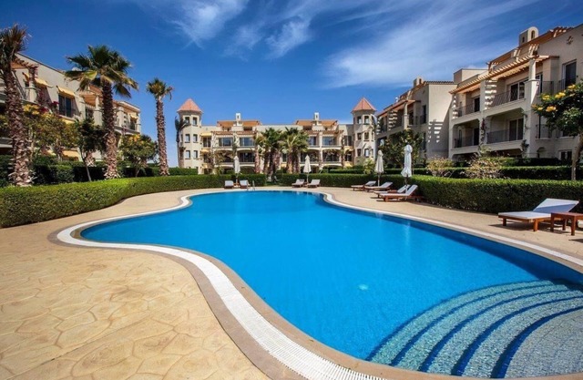 Charming 4-bedroom villa with WiFi and AC in brilliant Red Sea Governorate