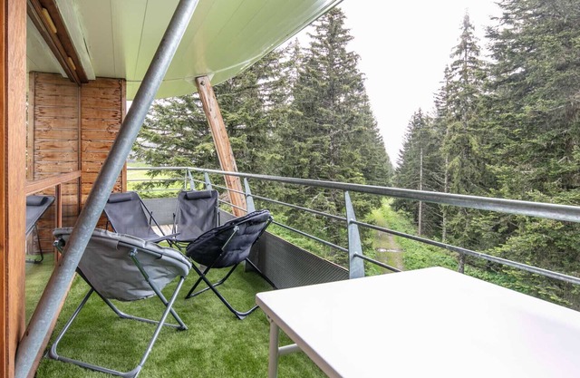 Charming 5 pers Apt close to the slopes