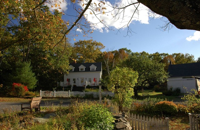 Charming 5BR Waterfront Historic Cape on 15 acre estate