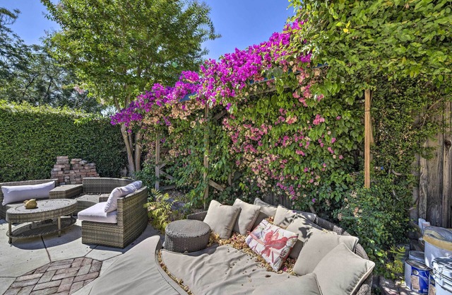 Charming Antioch Home w/Private Yard + Grill
