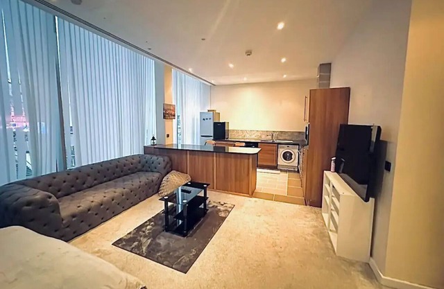 Charming apartment in lovely London with AC