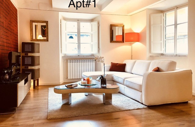 Charming apartment in Lucca historical center