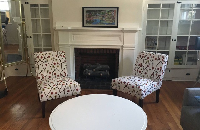 Charming Apartment In Historic Downtown Frederick