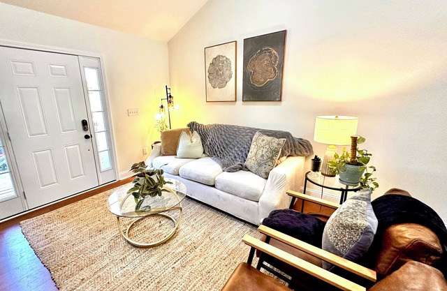 Charming Atlanta 3-bedroom house - close to Mercedes Benz & ATL Airport