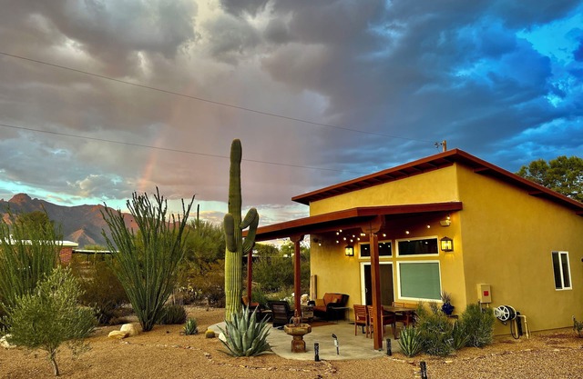 Charming Casita in the Sonoran Desert
