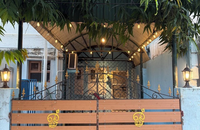 Charming Chennai Private Heritage One Bedroom Guest Suite with Parking