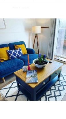 Charming, cosy waterside retreat in Gimingham, North Norfolk