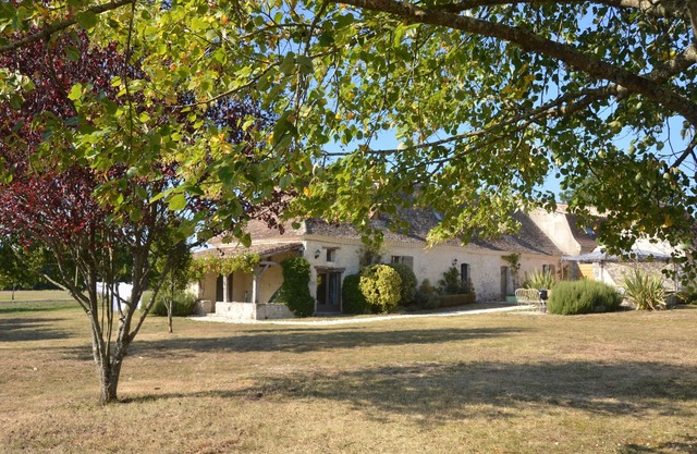 charming cottage at the gates of Issigeac
