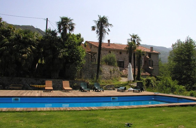 Charming cottages 3 stars, 20m pool, WIFI, dream setting, river