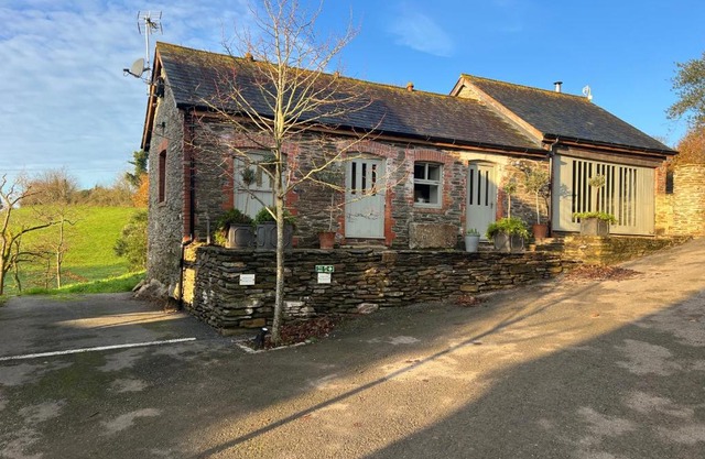 Charming Countryside Cottage