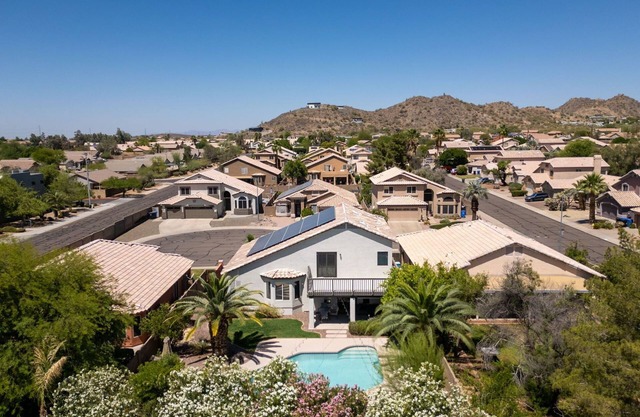 Charming Desert Stay Sparkly Pool Fast Wi-Fi Grill Fire Pit