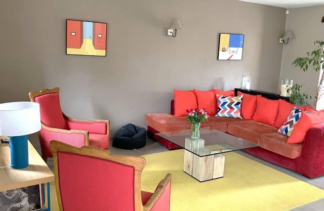 Charming detached house with pool in Annecy