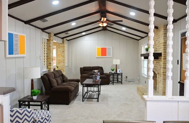 Charming Downtown Modern Marvels w/ 4 bedroom