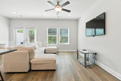 Charming Easley Retreat with Private Yard townhouse