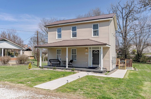 Charming escape/Cozy studio in Munfordville