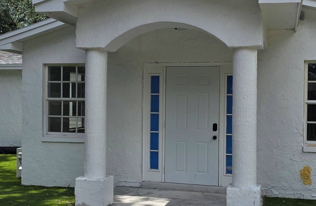 Charming Family Retreat – Minutes from Parks & Attractions