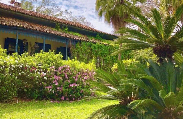 Charming FARM based antiga- End of year minimum stay five days.