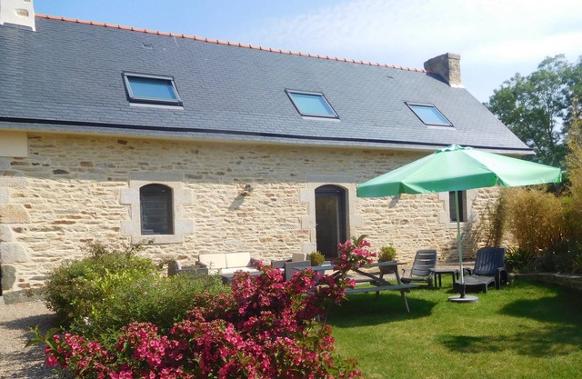 CHARMING GITE 4 STARS WITH COVERED POOL
