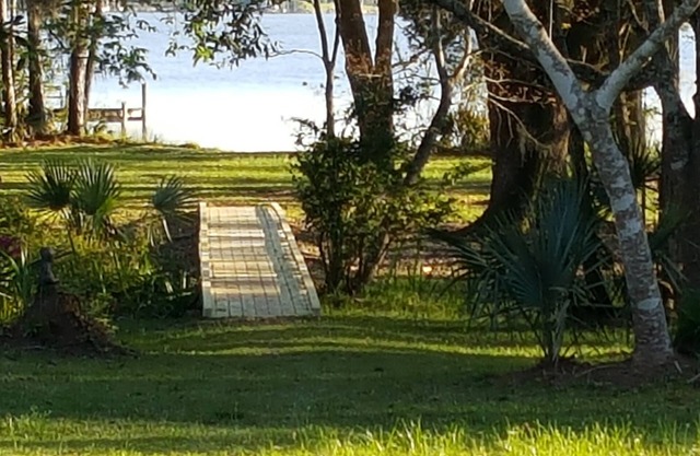 Charming, historic riverfront lodge