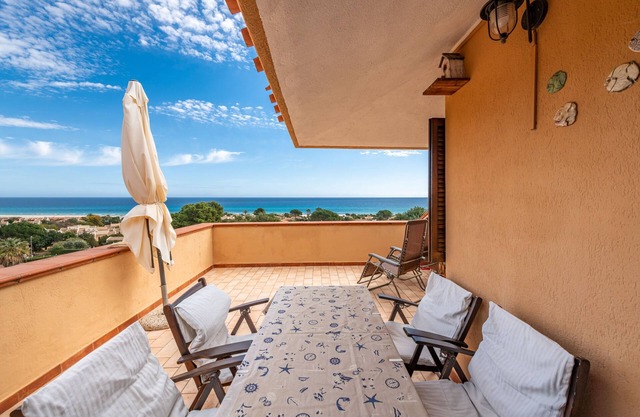 Charming Holiday Home "Casa Rei" with Sea View