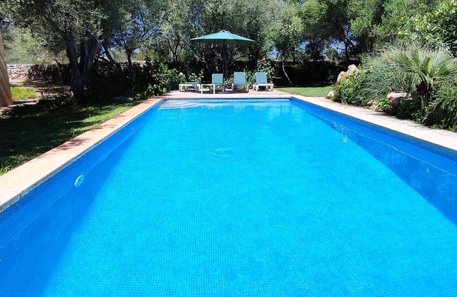 Charming House - 6 pax, - Wifi Free - Sat TV - Private Salat Pool