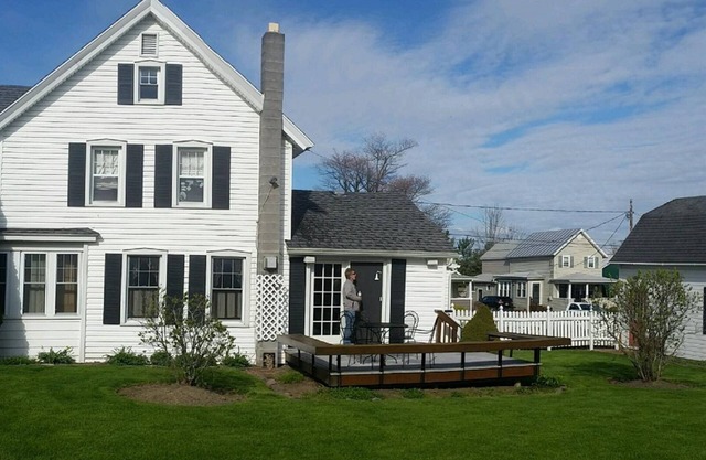 Charming House in Downtown Clayton - 4 Bedroom/2 Bath
