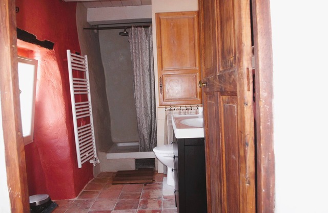 CHARMING HOUSE IN THE HEART OF THE CEVENNES QUIET/TWO BEAUTIFUL TERRACES