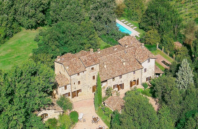 Charming House in Tuscany with Pool