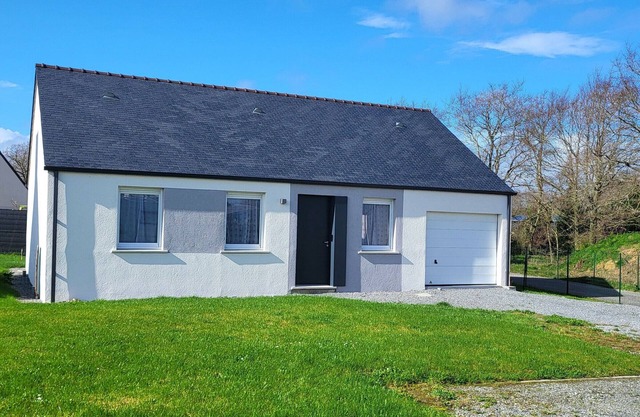 Charming House with Garden, Close to Beaches & Guérande, Free WiFi