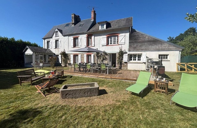 Charming house with garden near Mont-Saint-Michel