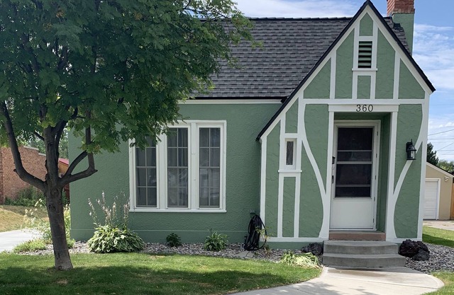 Charming Idaho Falls cabin